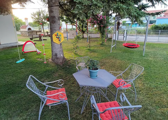 Cozy Garden House Appartement Árgos Orestikón